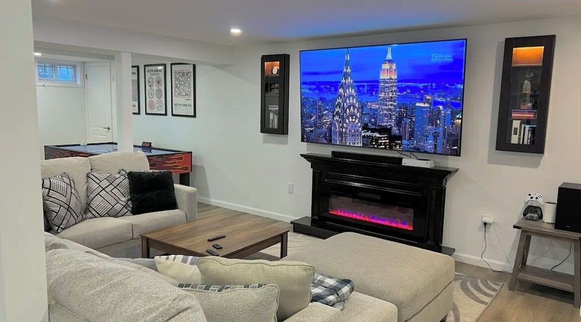 Photo of Livingroom in Shirley