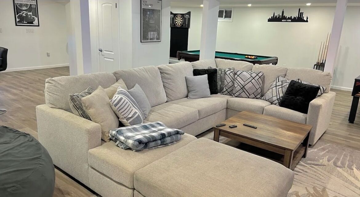 Photo of Livingroom in Shirley