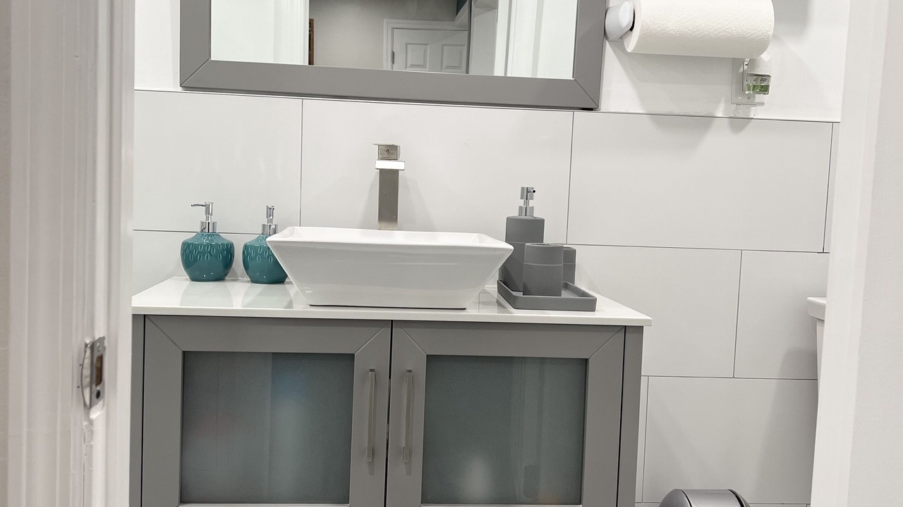 Photo of Bathroom in Mastic