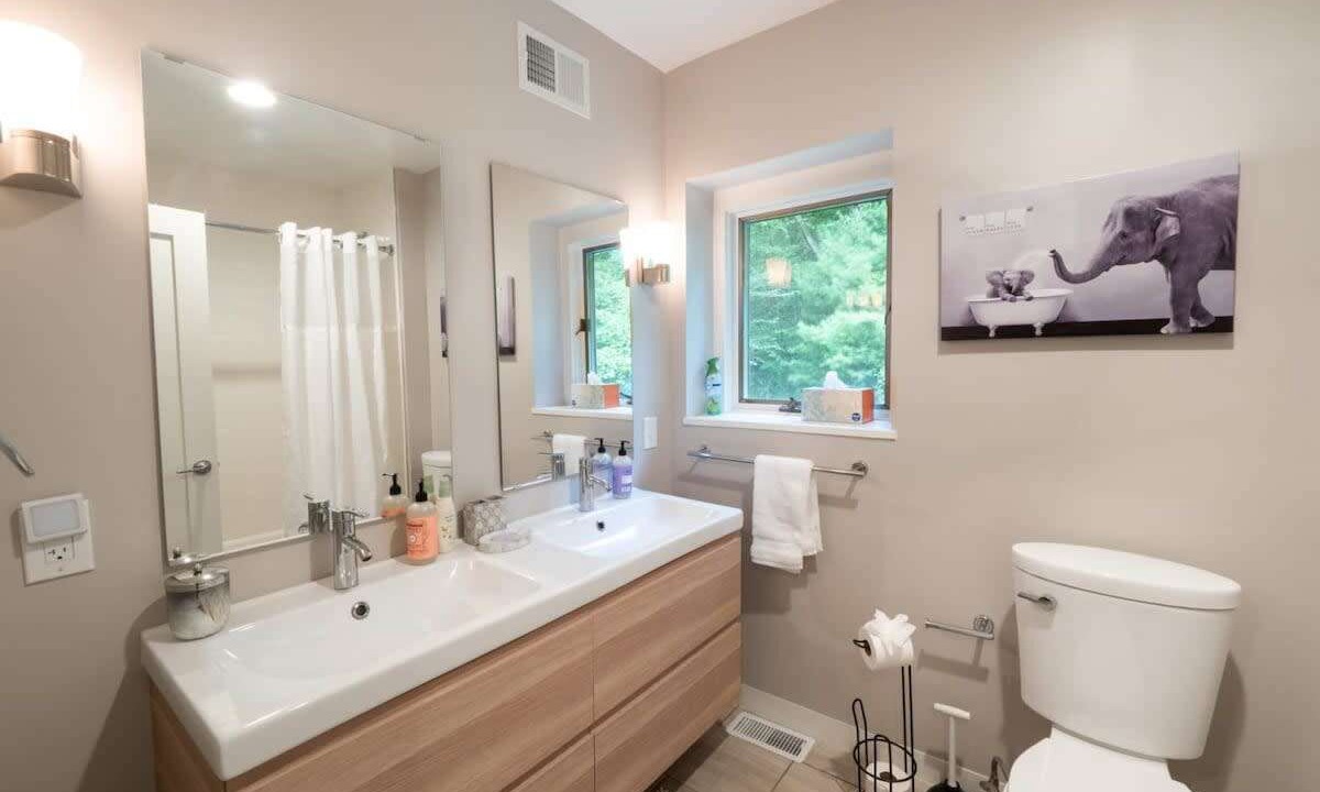 Photo of Bathroom in Egremont