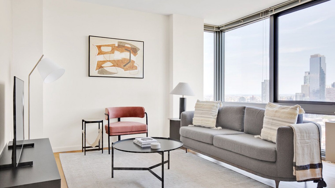 Photo of Livingroom in Hunters Point