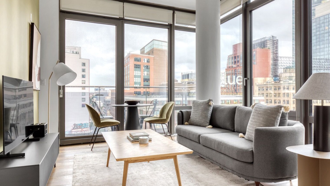 Photo of Livingroom in Hunters Point