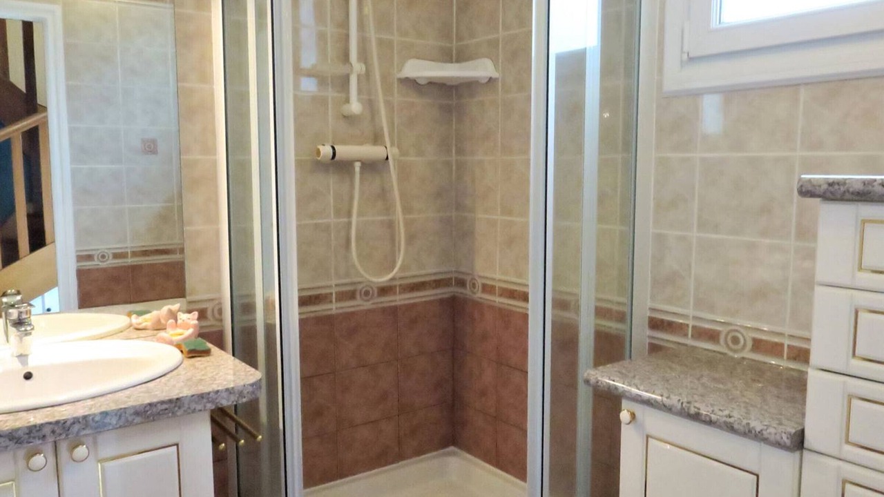 Photo of Bathroom in Saint-Quay-Perros