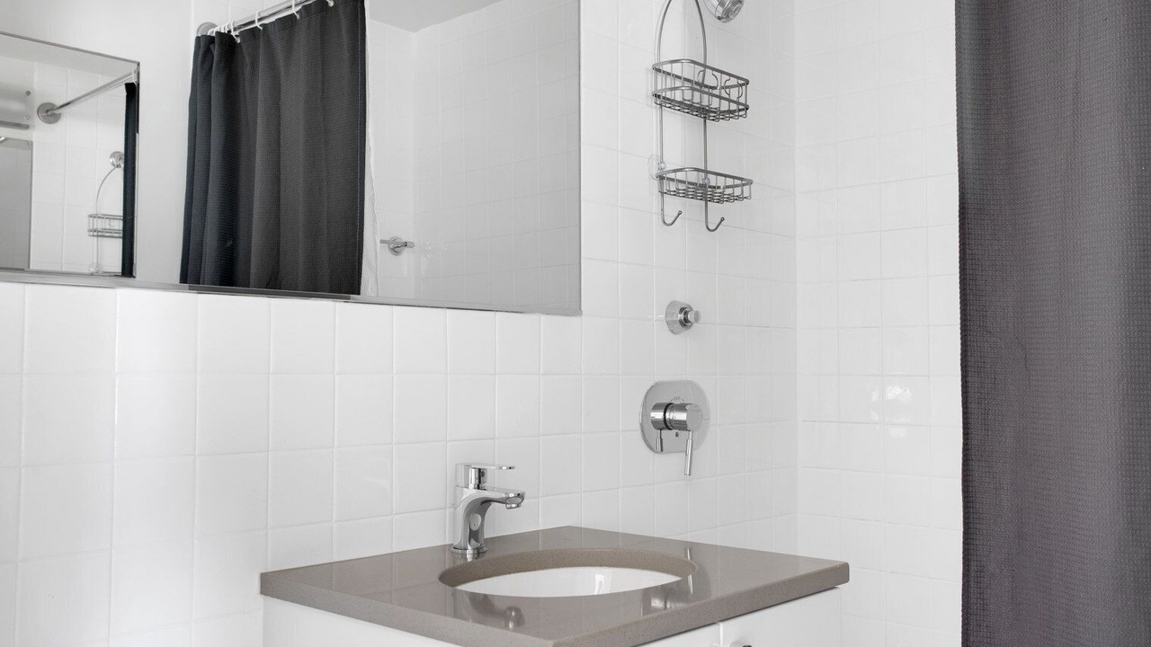 Photo of Bathroom in Prudential - St. Botolph