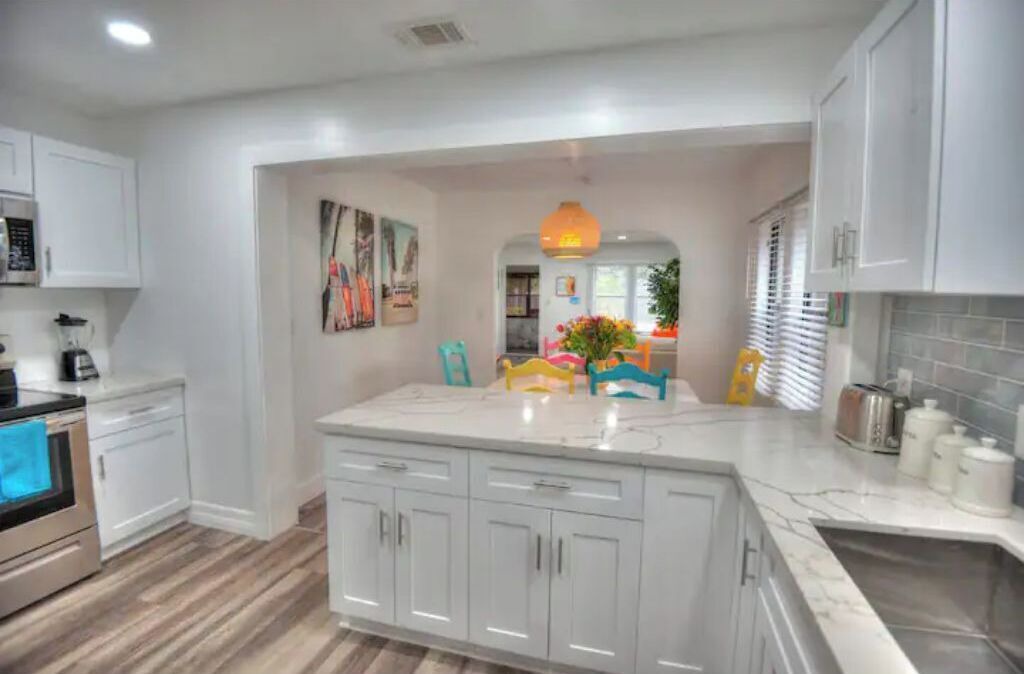 Photo of Kitchen in South Middle River