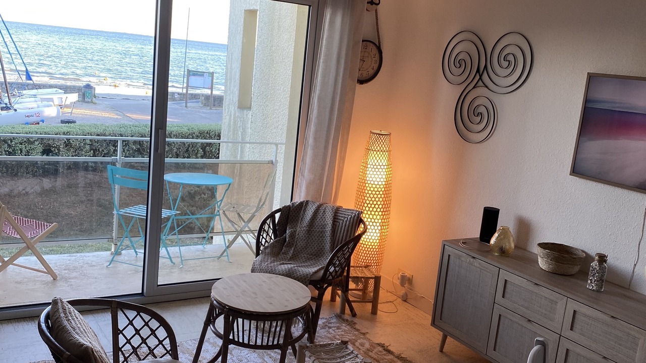 Photo of Livingroom in Damgan