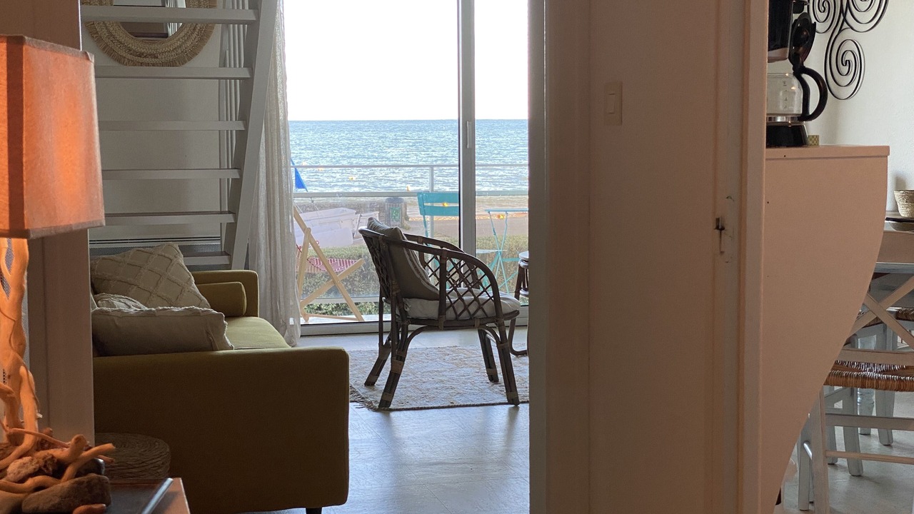 Photo of Livingroom in Damgan