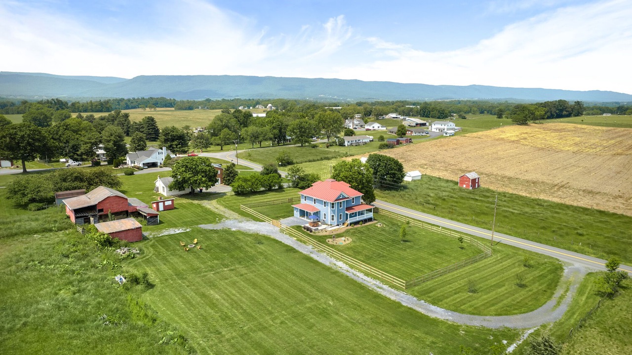 Photo of Outdoor in Woodstock