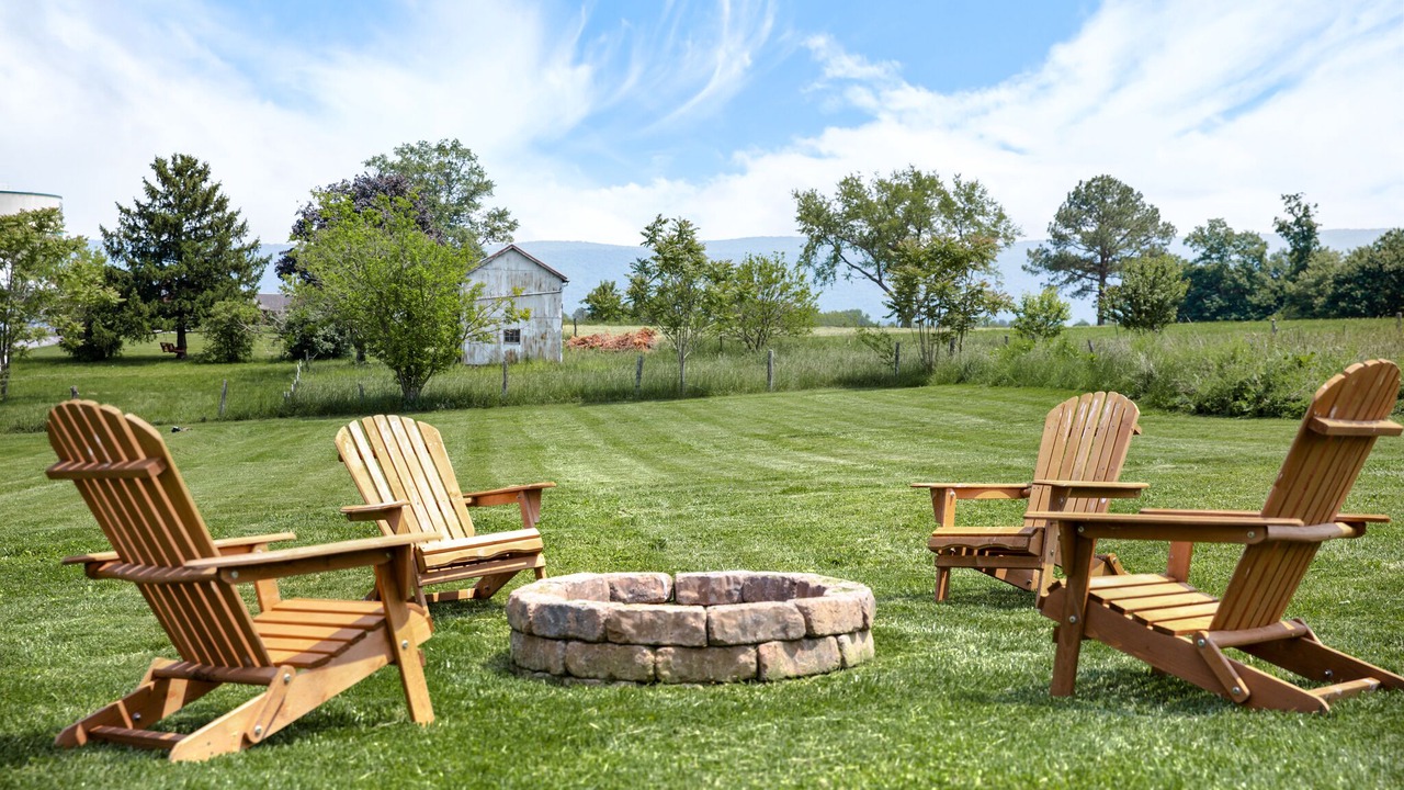 Photo of Outdoor in Woodstock