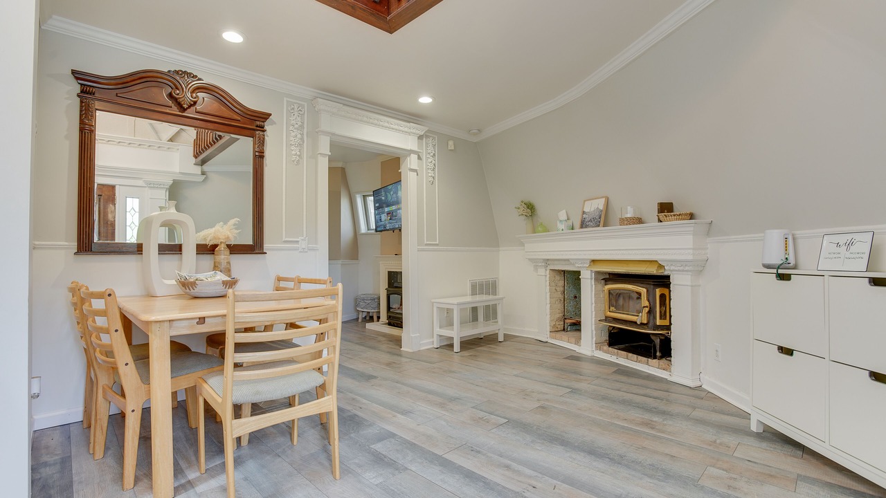 Photo of Livingroom in Piper Gap