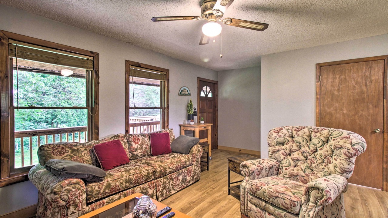 Photo of Bedroom in Weyers Cave