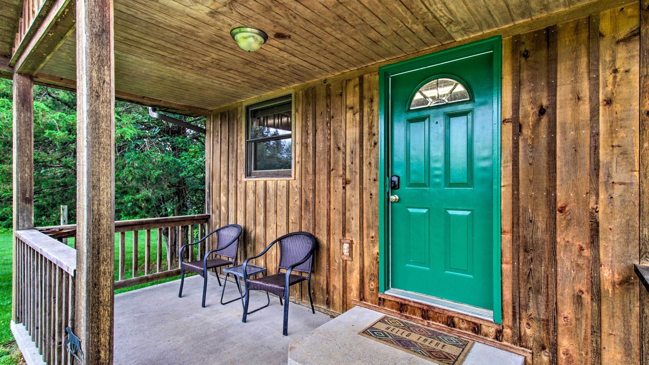 Photo of Patio Balcony in Weyers Cave