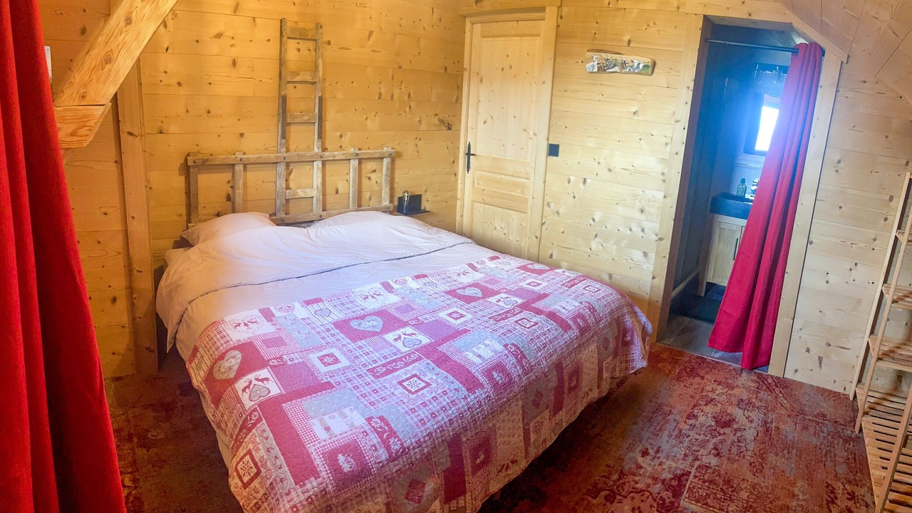 Photo of Bedroom in Bernex