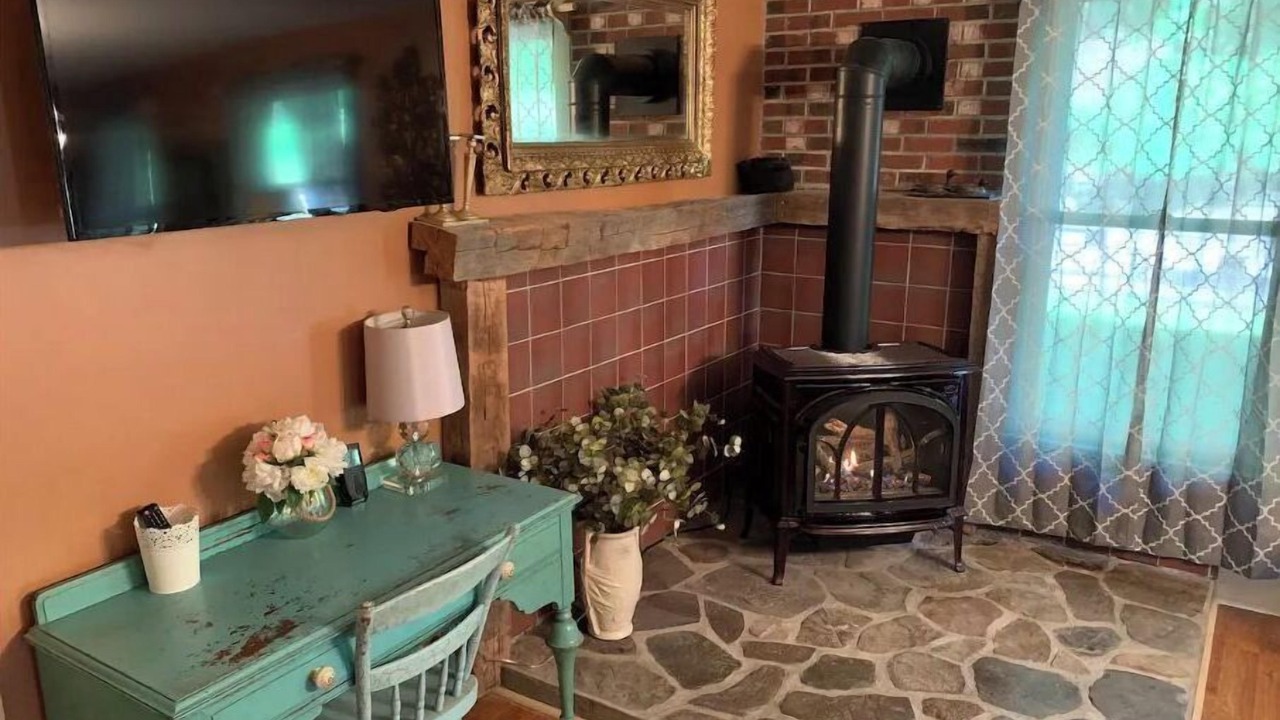 Photo of Livingroom in Cooperstown