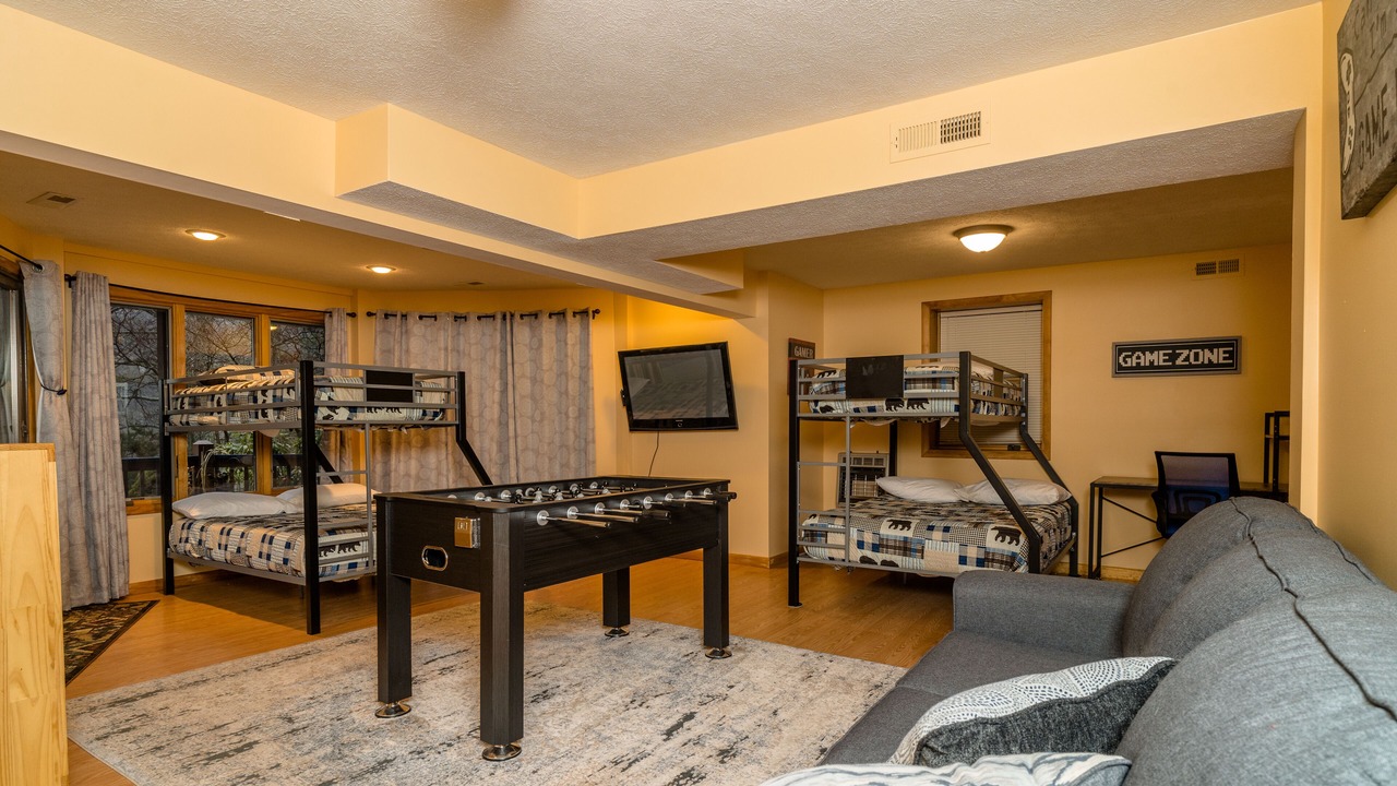 Photo of Bedroom in Massanutten