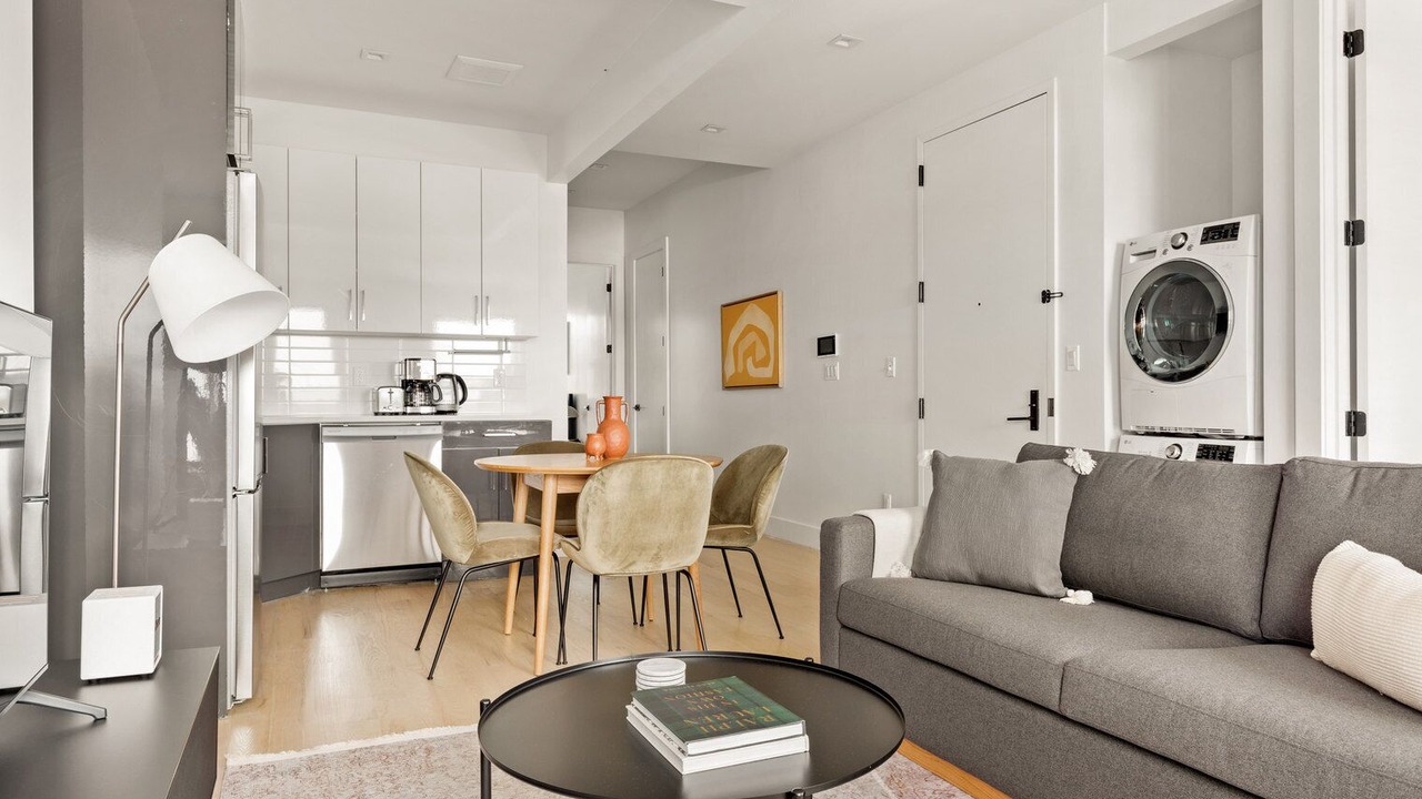 Photo of Livingroom in Carroll Gardens