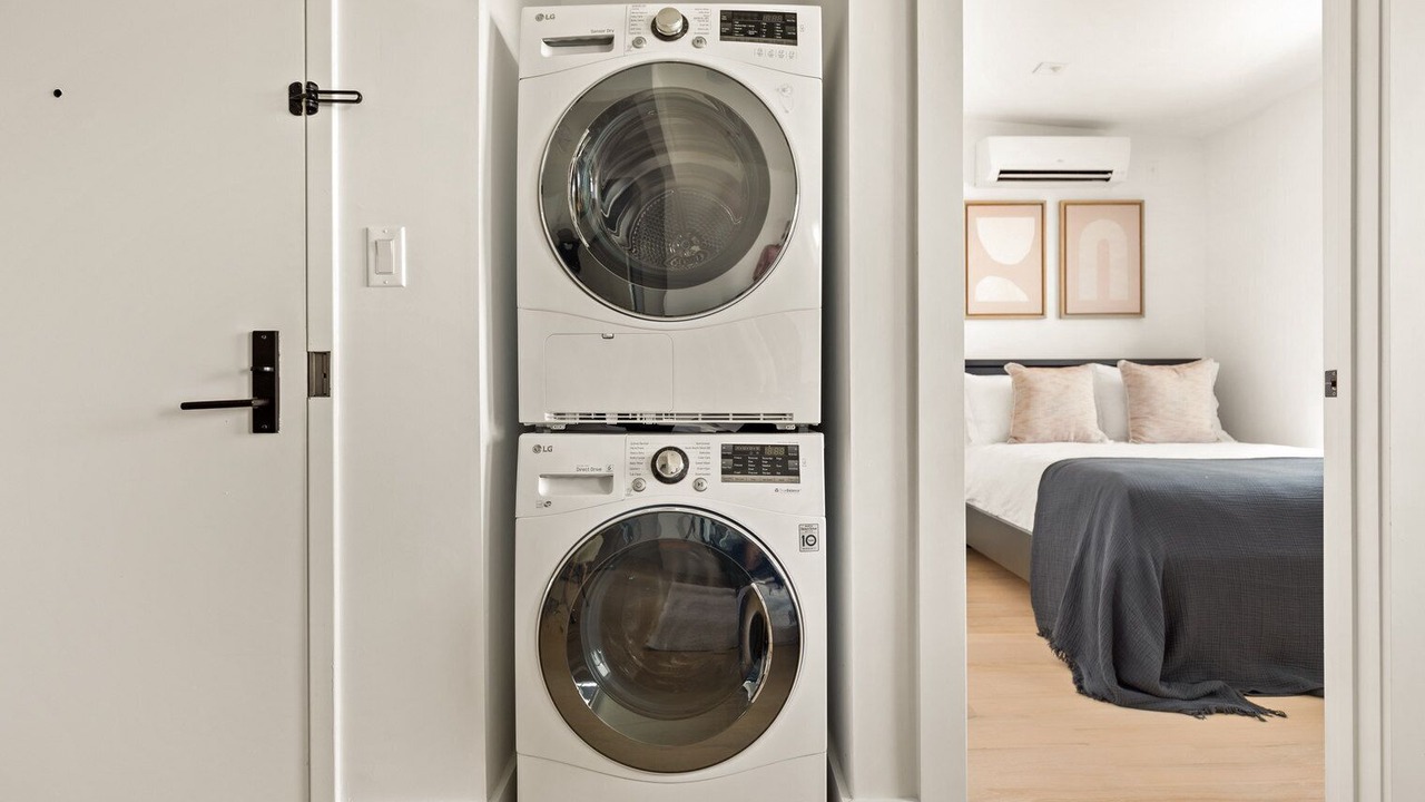 Photo of Bedroom in Carroll Gardens
