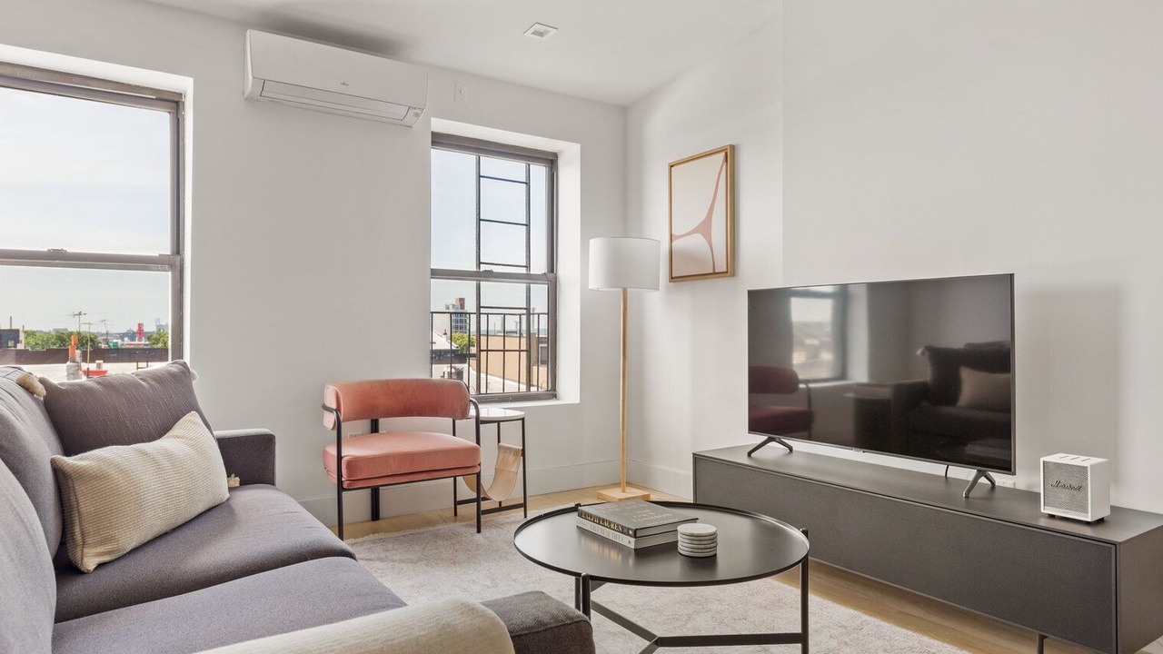 Photo of Livingroom in Carroll Gardens