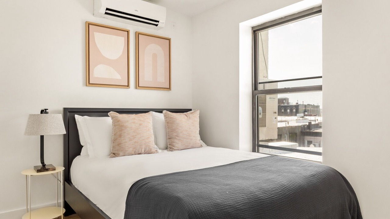 Photo of Bedroom in Carroll Gardens