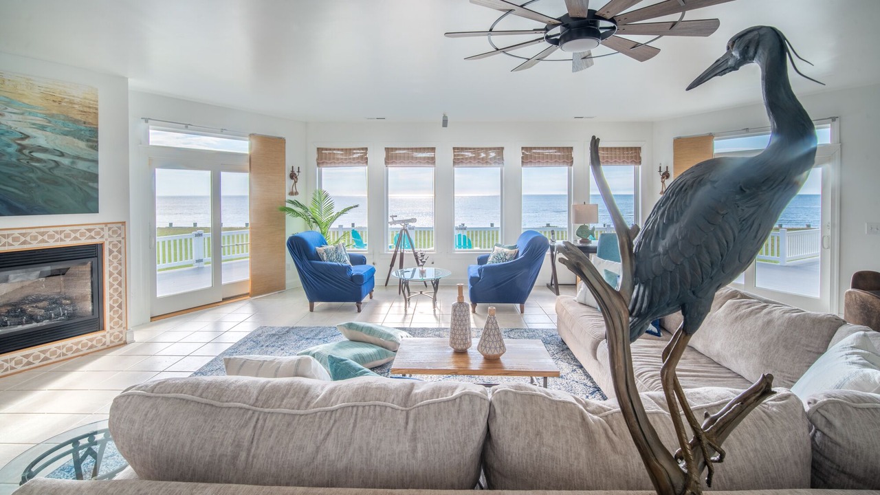 Photo of Livingroom in Davis Wharf