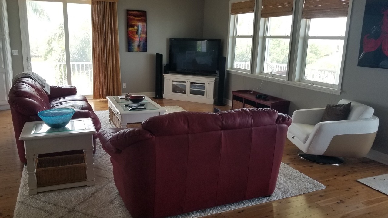 Photo of Bedroom in Bokeelia