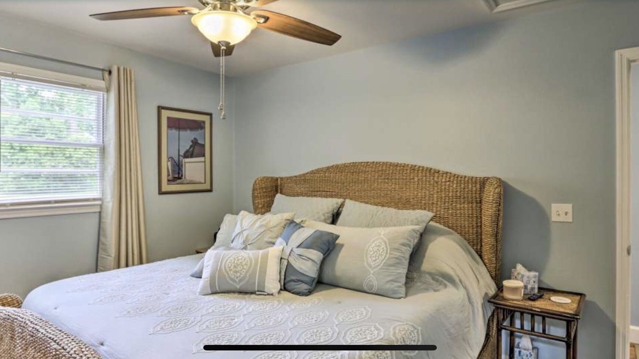 Photo of Bedroom in Tallahassee