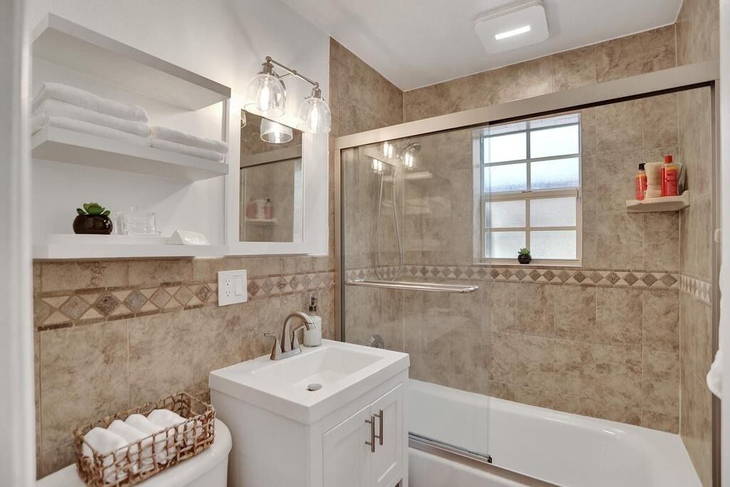 Photo of Bathroom in Croissant Park