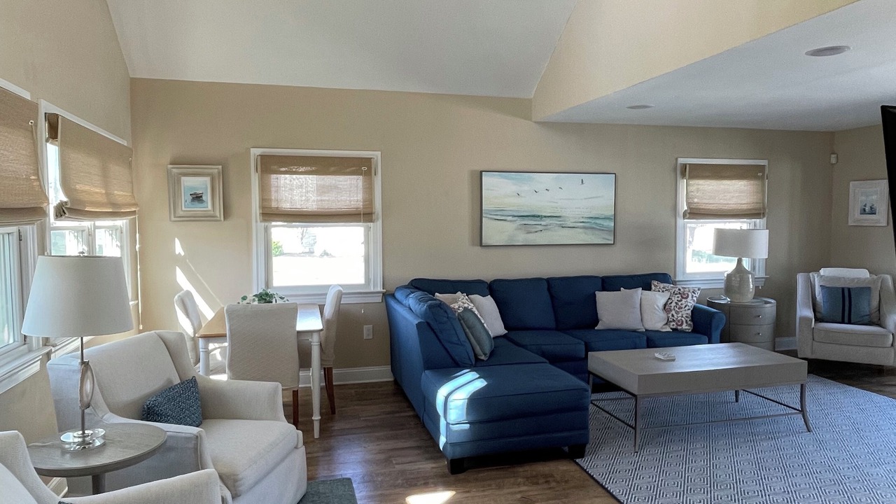 Photo of Livingroom in A-Zone