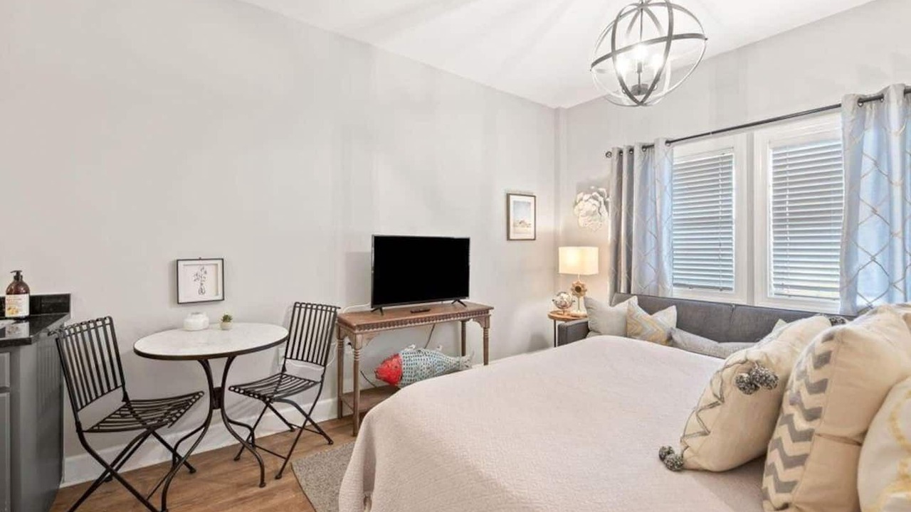 Photo of Bedroom in Seacrest Beach