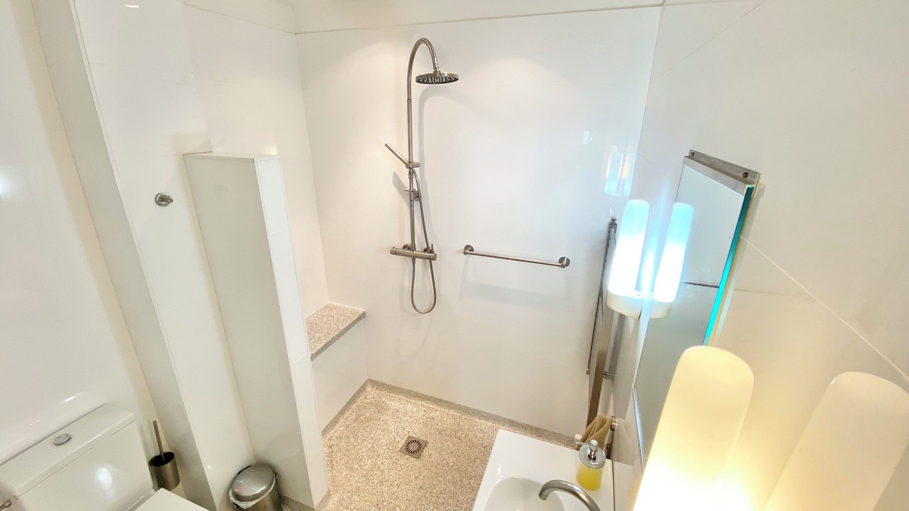 Photo of Bathroom in De Weteringschans
