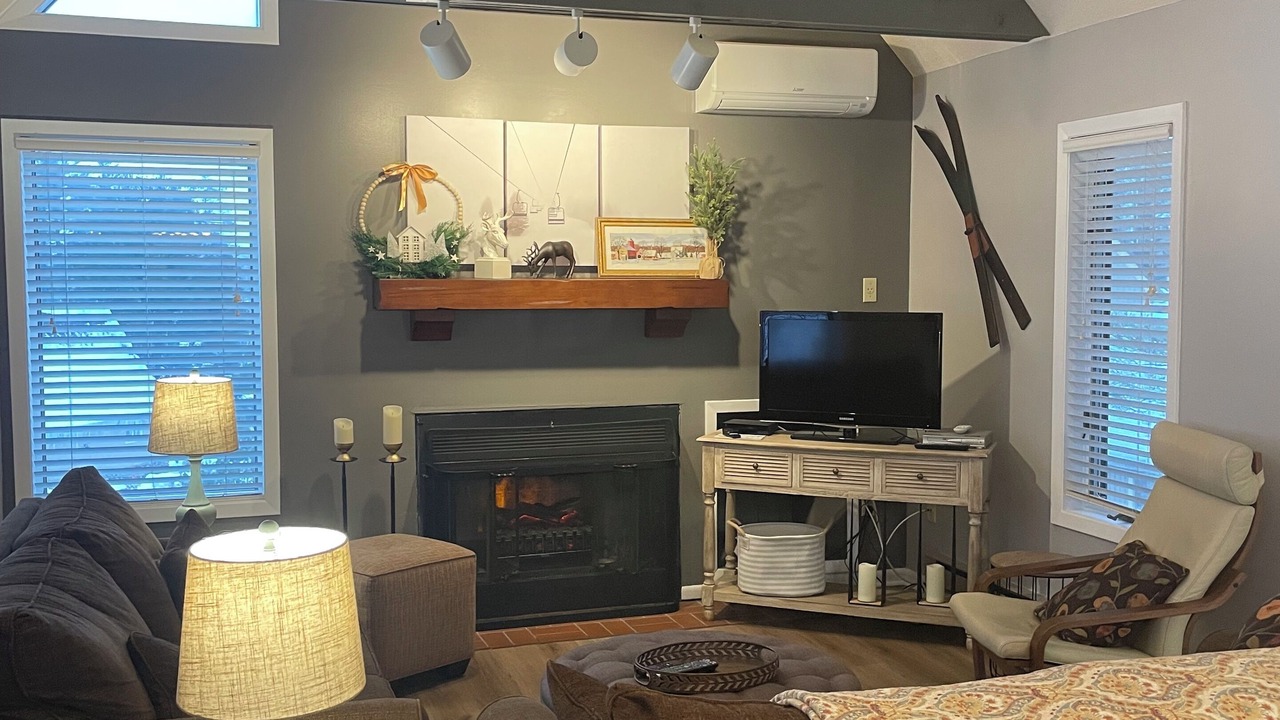 Photo of Livingroom in Clymer