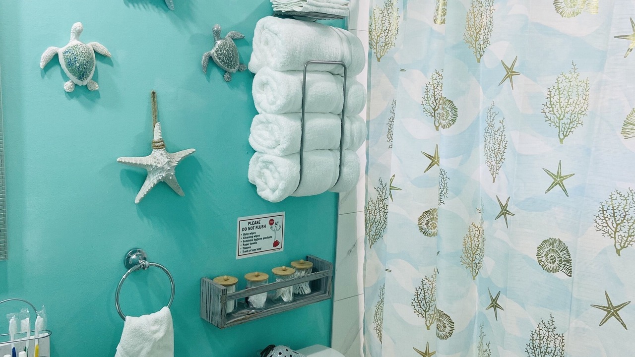 Photo of Bathroom in Egypt Lake-Leto