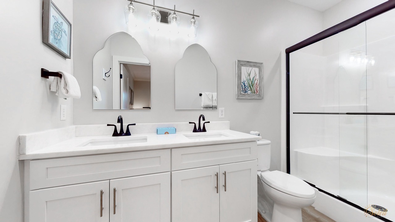 Photo of Bathroom in Riviera Beach