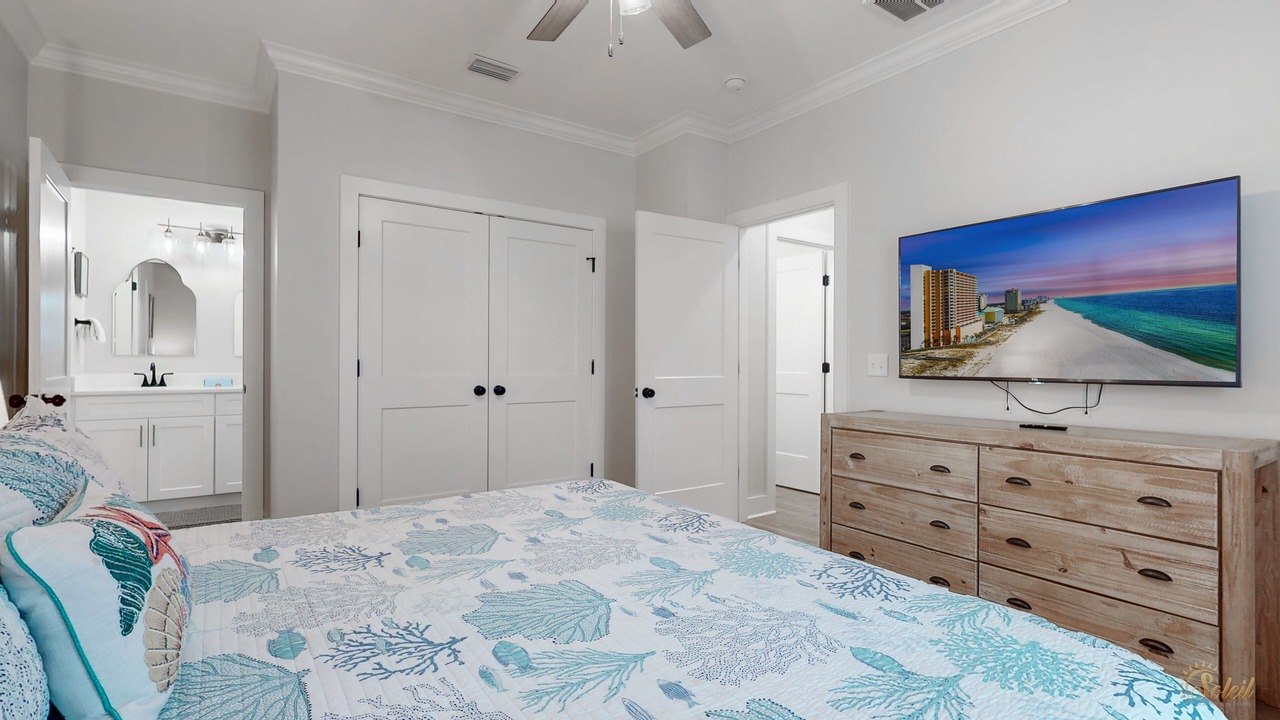 Photo of Bedroom in Riviera Beach