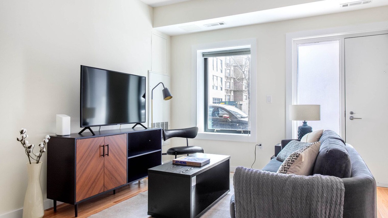 Photo of Livingroom in Fenway–Kenmore