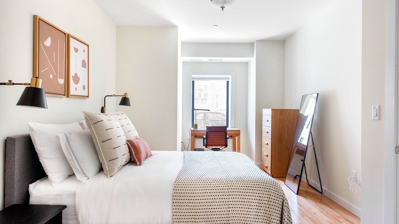 Photo of Bedroom in Fenway–Kenmore