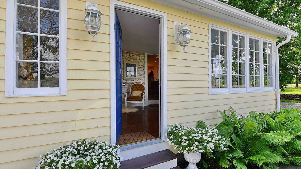 Photo of Bedroom in Perry