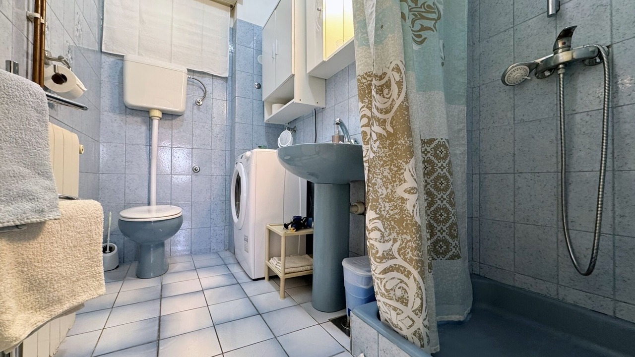 Photo of Bathroom in Silo