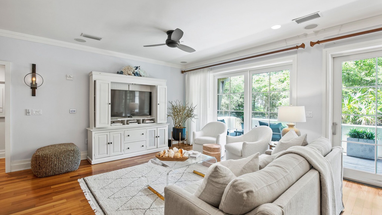Photo of Livingroom in Seacrest