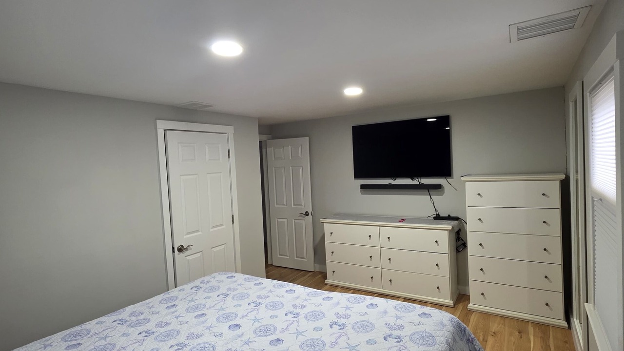 Photo of Bedroom in West Hyannisport