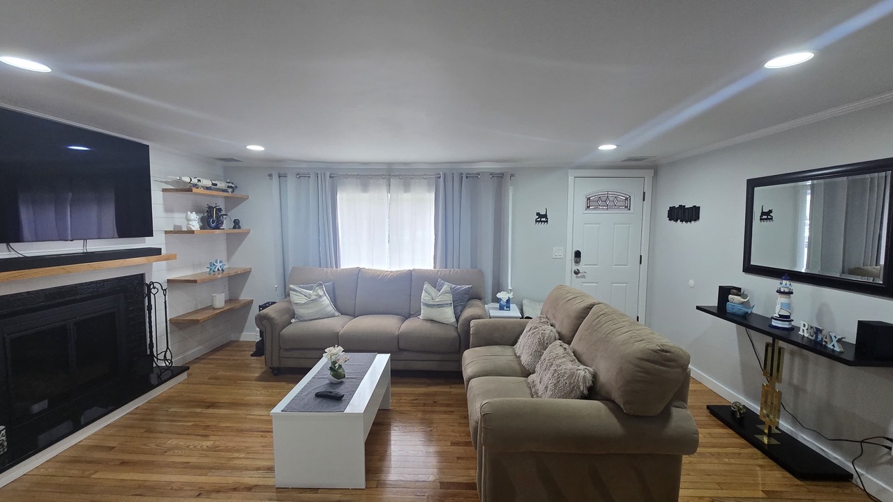 Photo of Livingroom in West Hyannisport