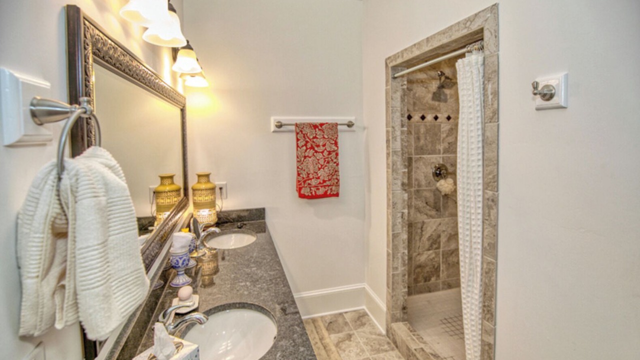 Photo of Bathroom in Barhamsville