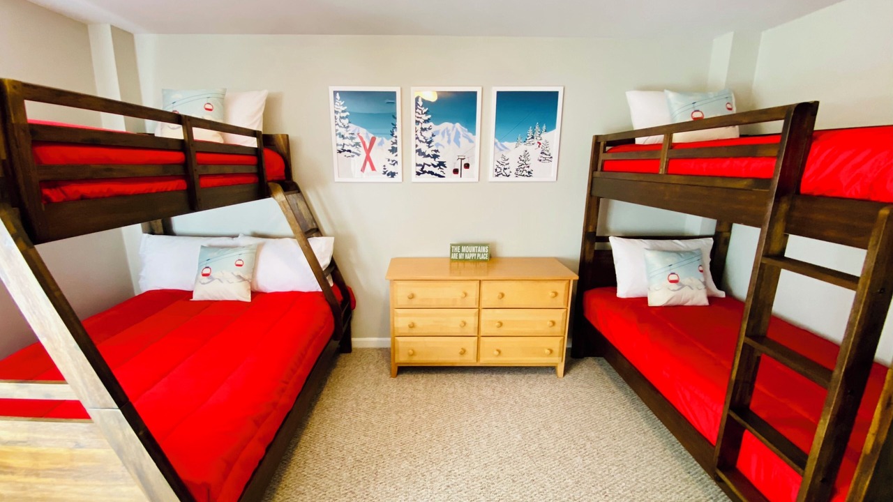 Photo of Bedroom in Hancock