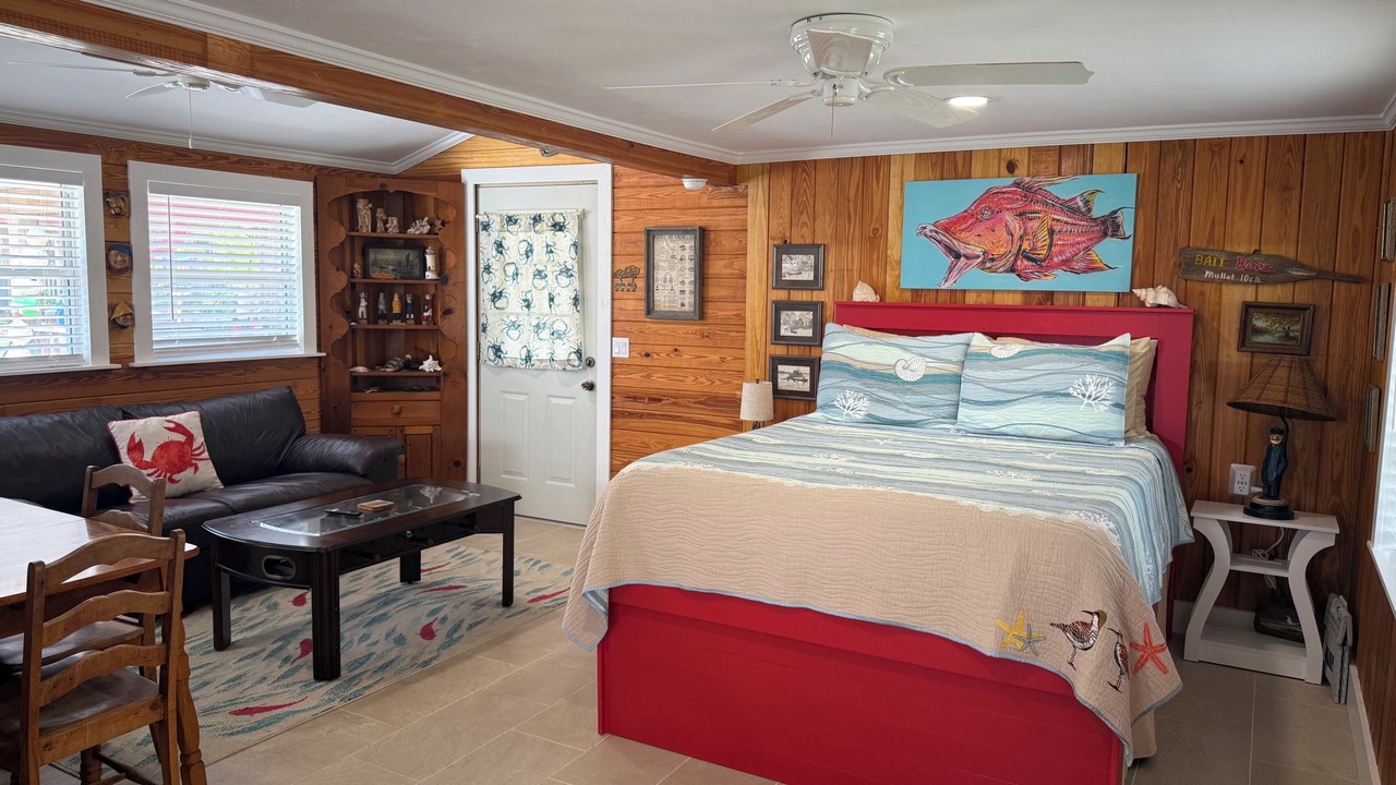 Photo of Bedroom in Steinhatchee