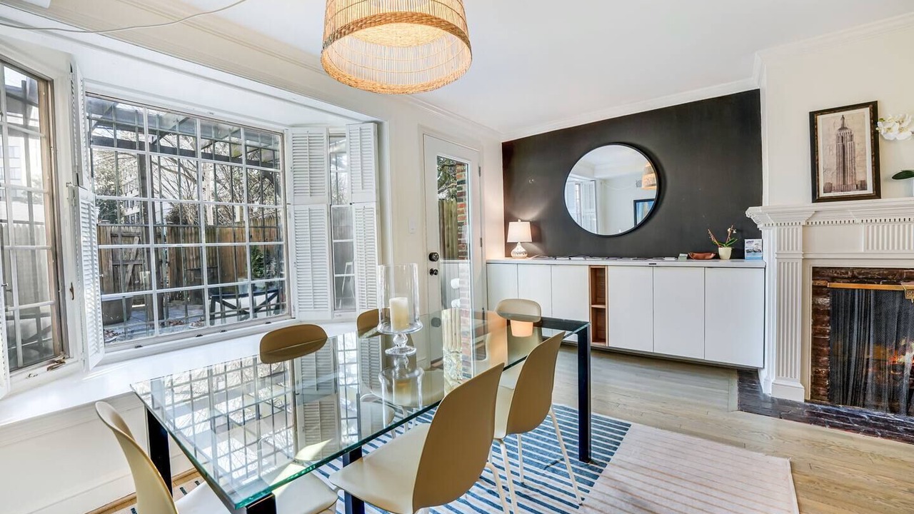 Photo of Bedroom in Foggy Bottom
