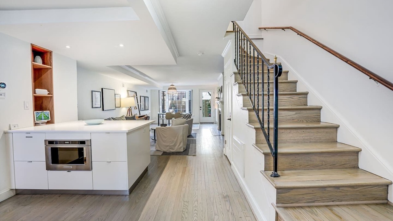 Photo of Bedroom in Foggy Bottom