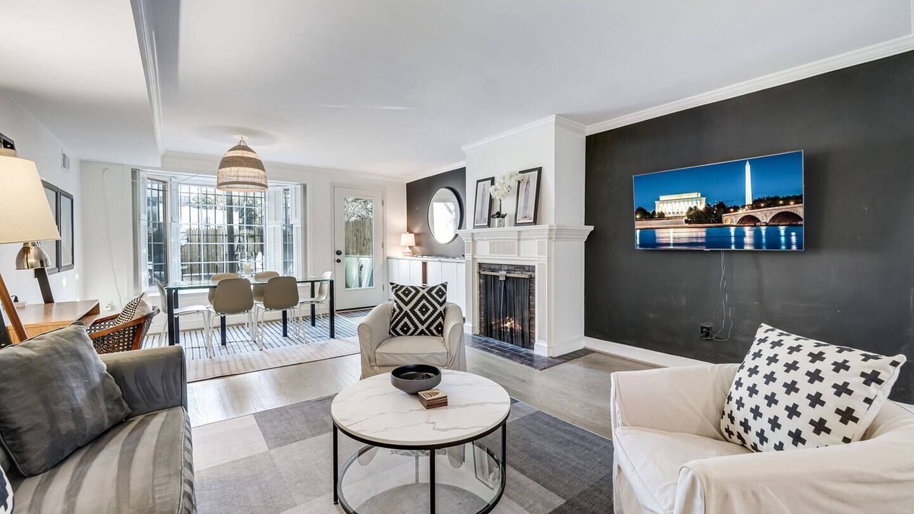Photo of Bedroom in Foggy Bottom