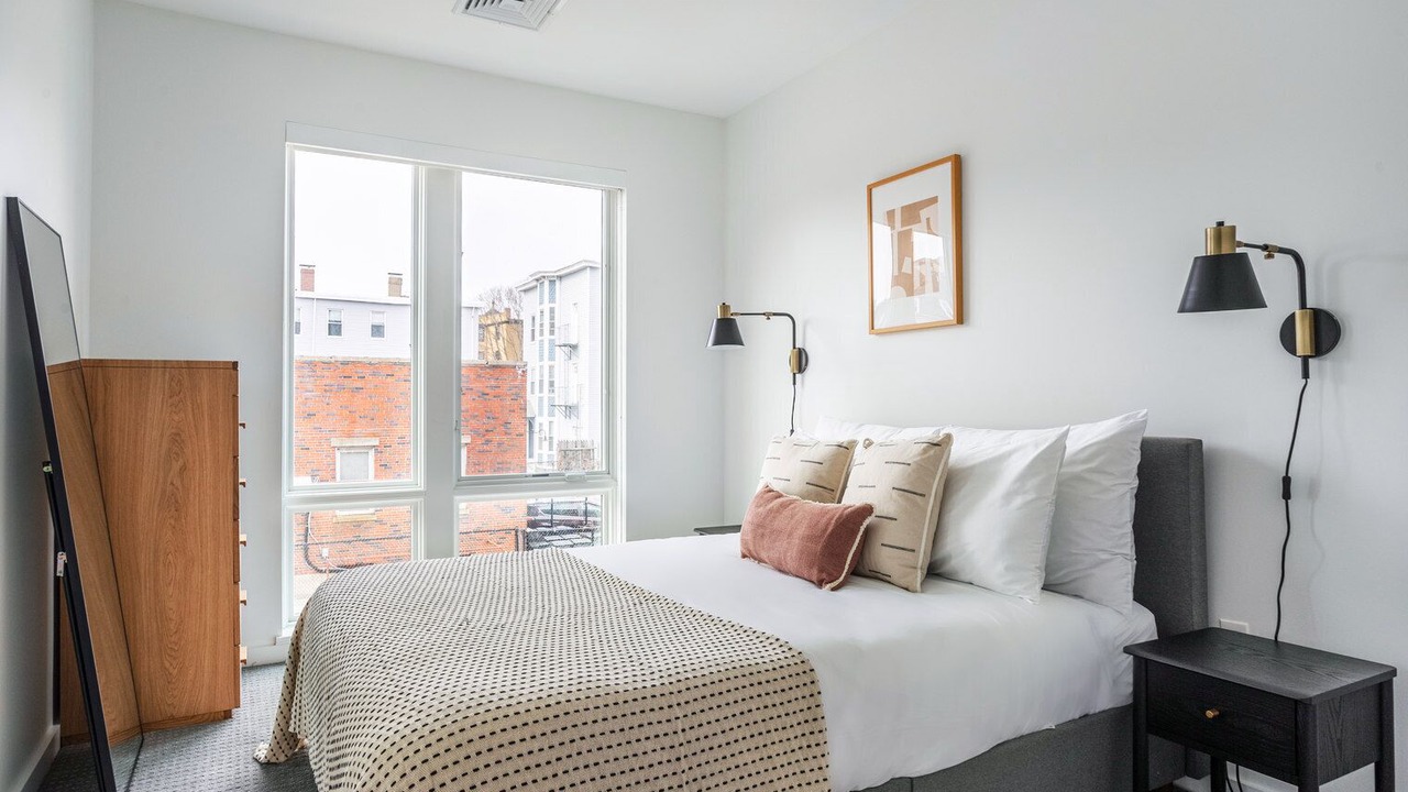 Photo of Bedroom in Central Square