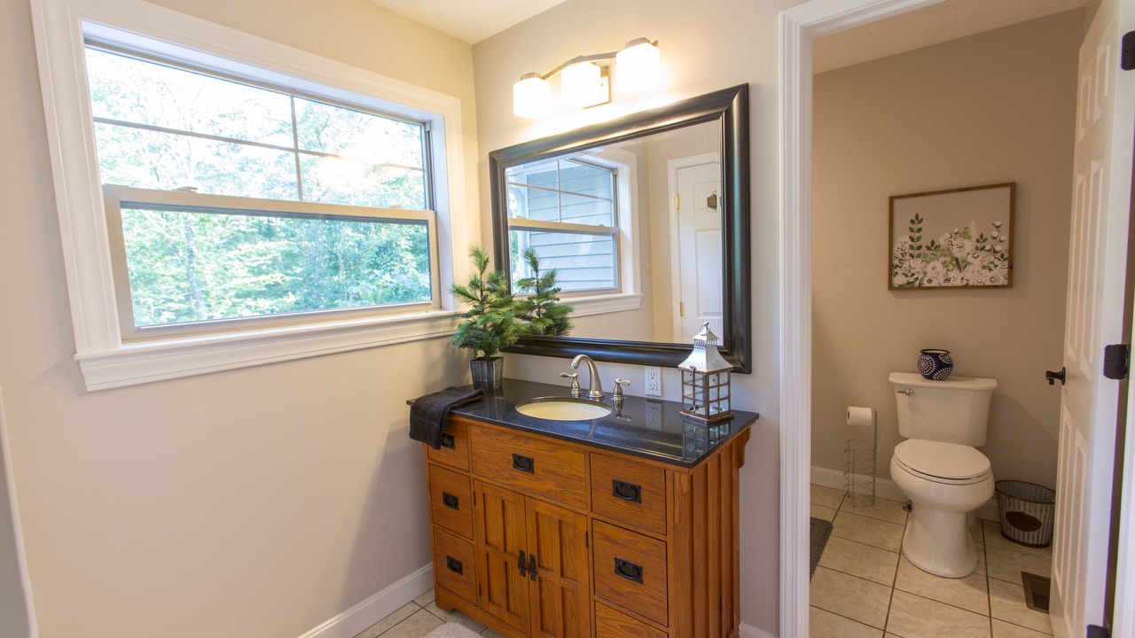 Photo of Bathroom in Borden