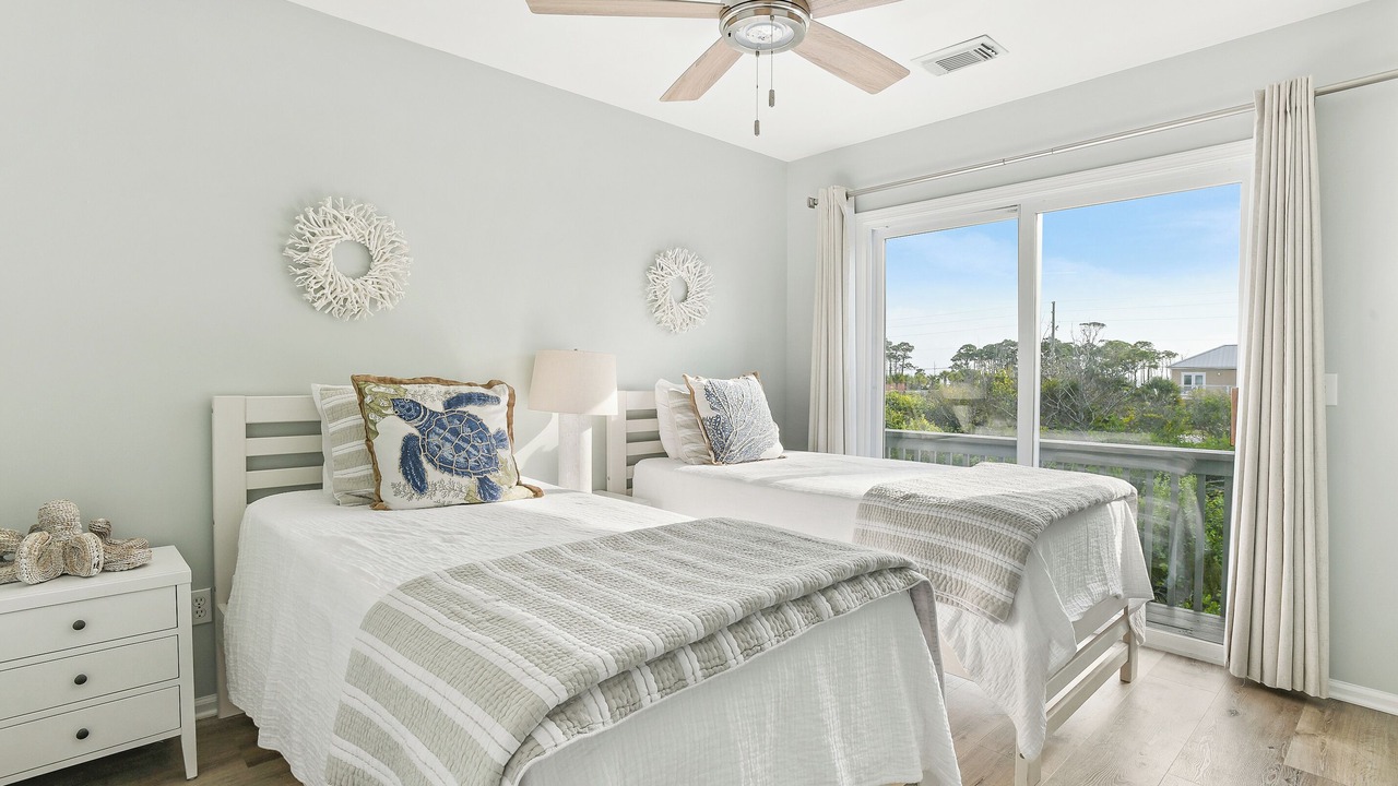 Photo of Bedroom in Cape San Blas